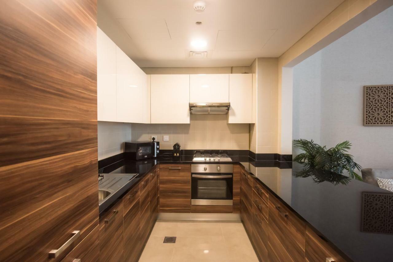 Fantastay Sparkle Tower One Bedroom Suite Marina View Dubai Buitenkant foto