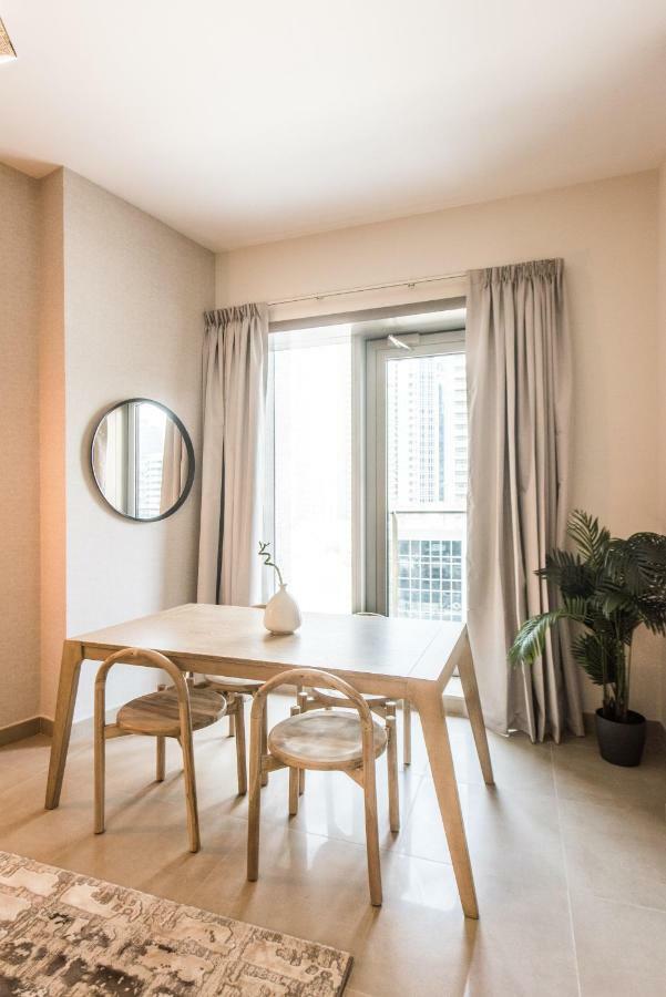 Fantastay Sparkle Tower One Bedroom Suite Marina View Dubai Buitenkant foto