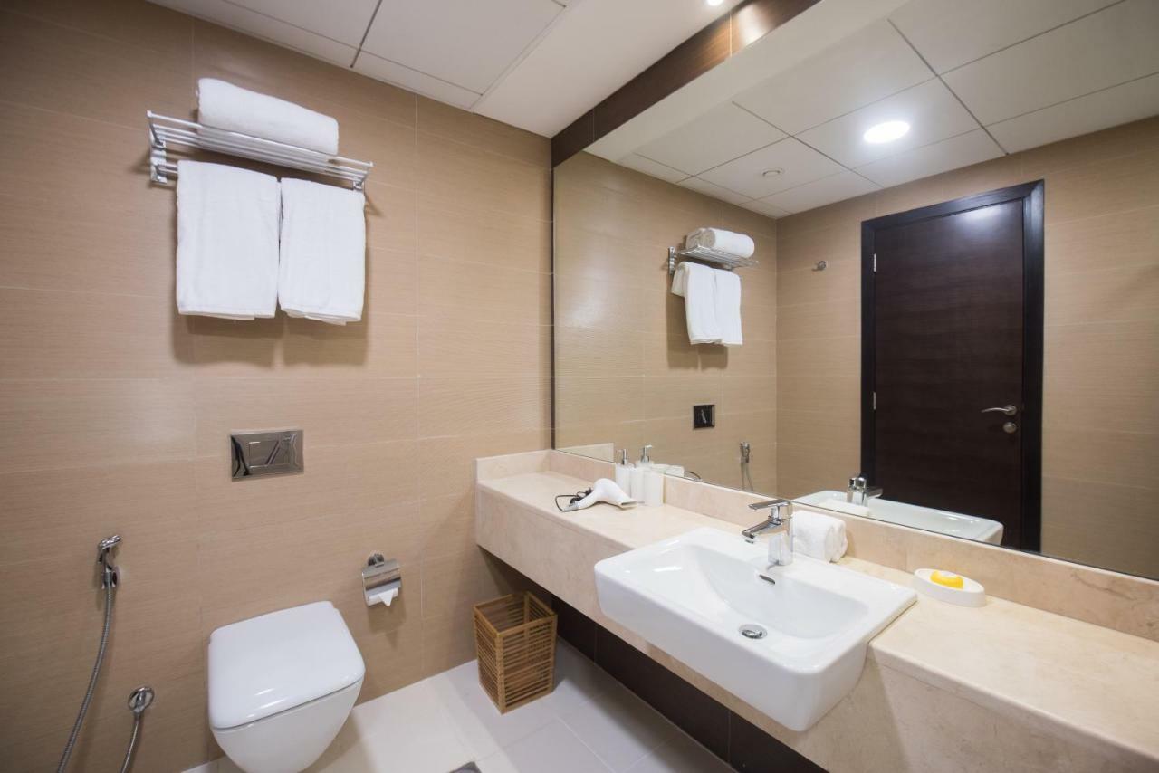 Fantastay Sparkle Tower One Bedroom Suite Marina View Dubai Buitenkant foto