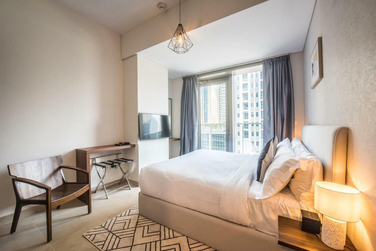 Fantastay Sparkle Tower One Bedroom Suite Marina View Dubai Buitenkant foto